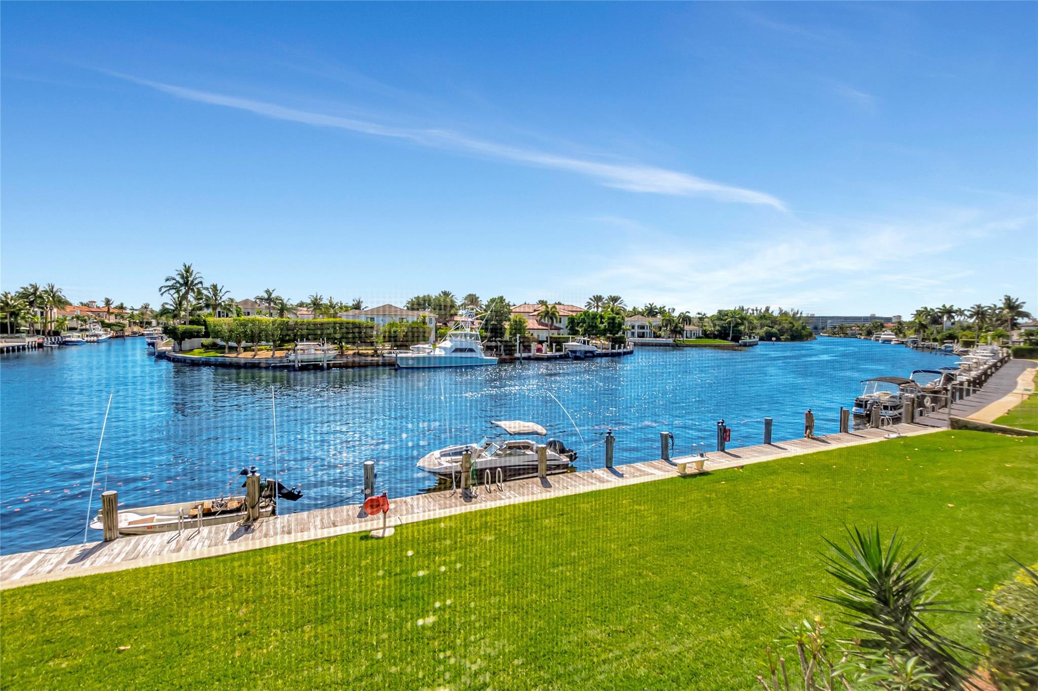RIVER HOUSE TOWERS CONDO - Residential