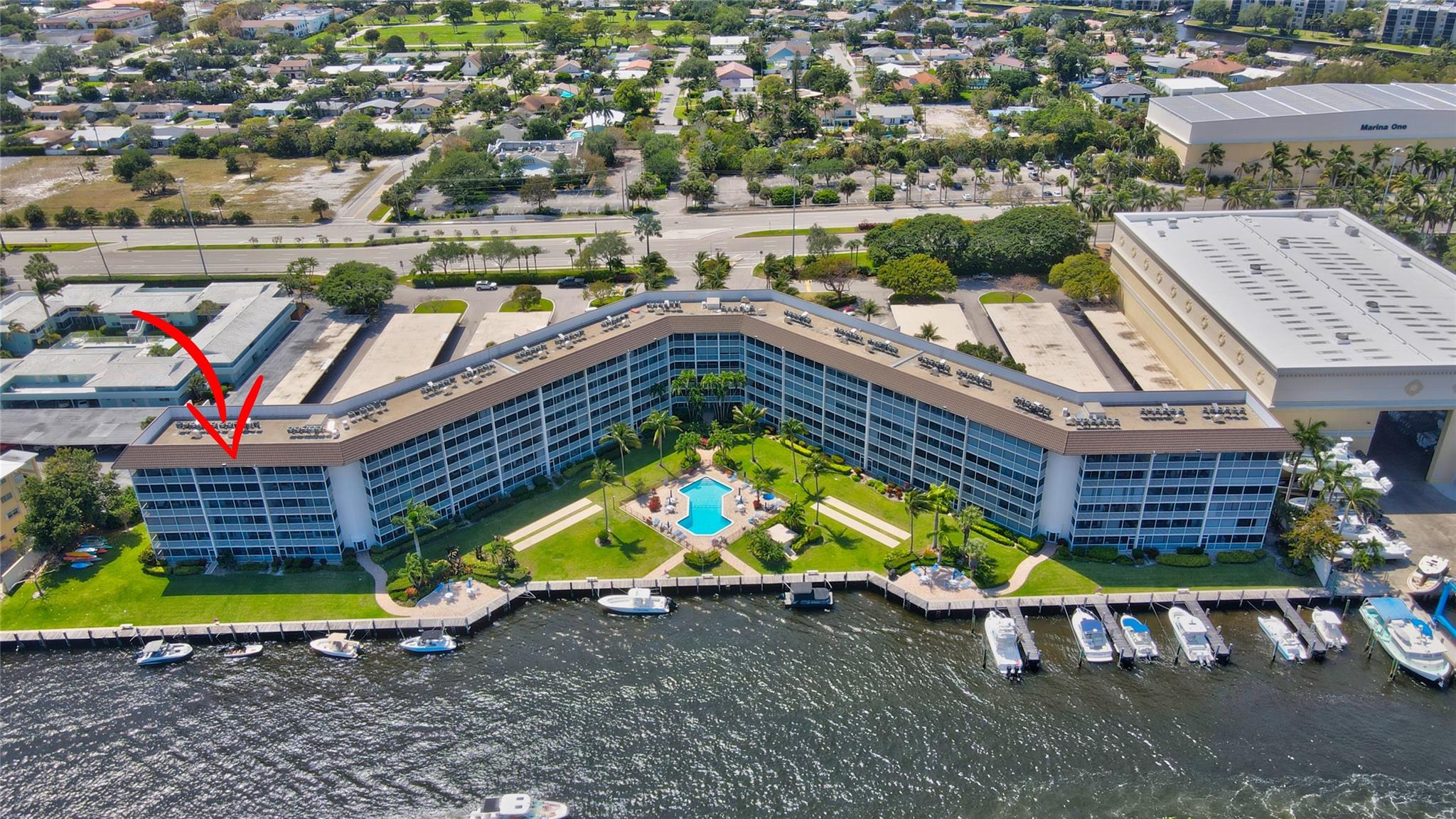 RIVER HOUSE TOWERS CONDO - Residential