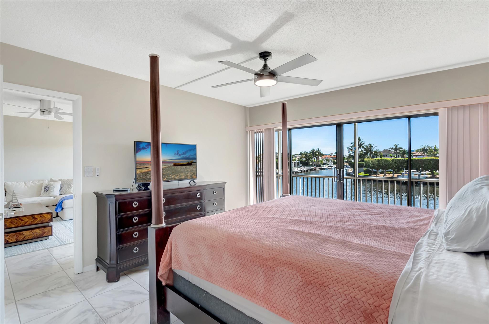 RIVER HOUSE TOWERS CONDO - Residential