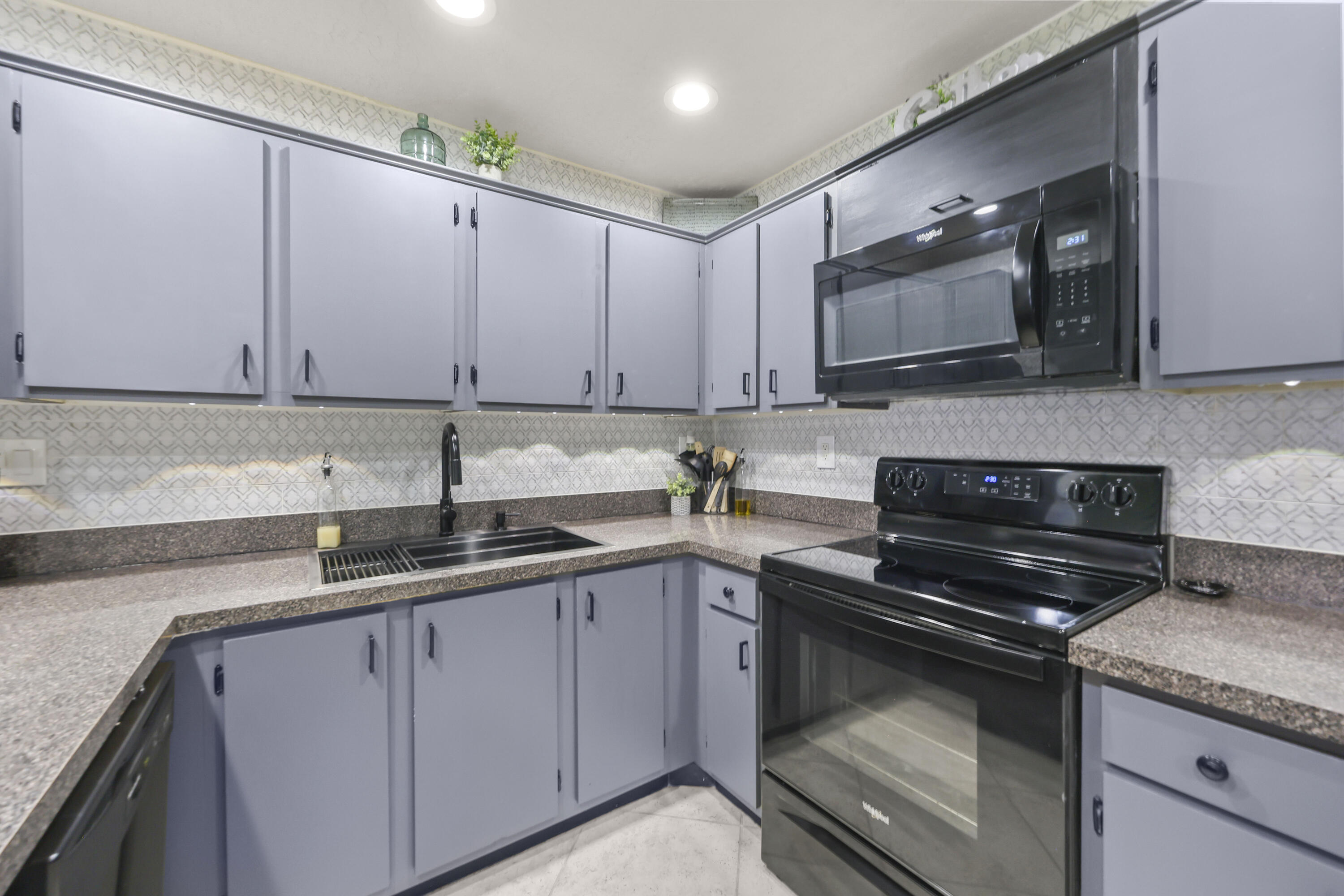 BETHESDA PARK CONDO - Residential