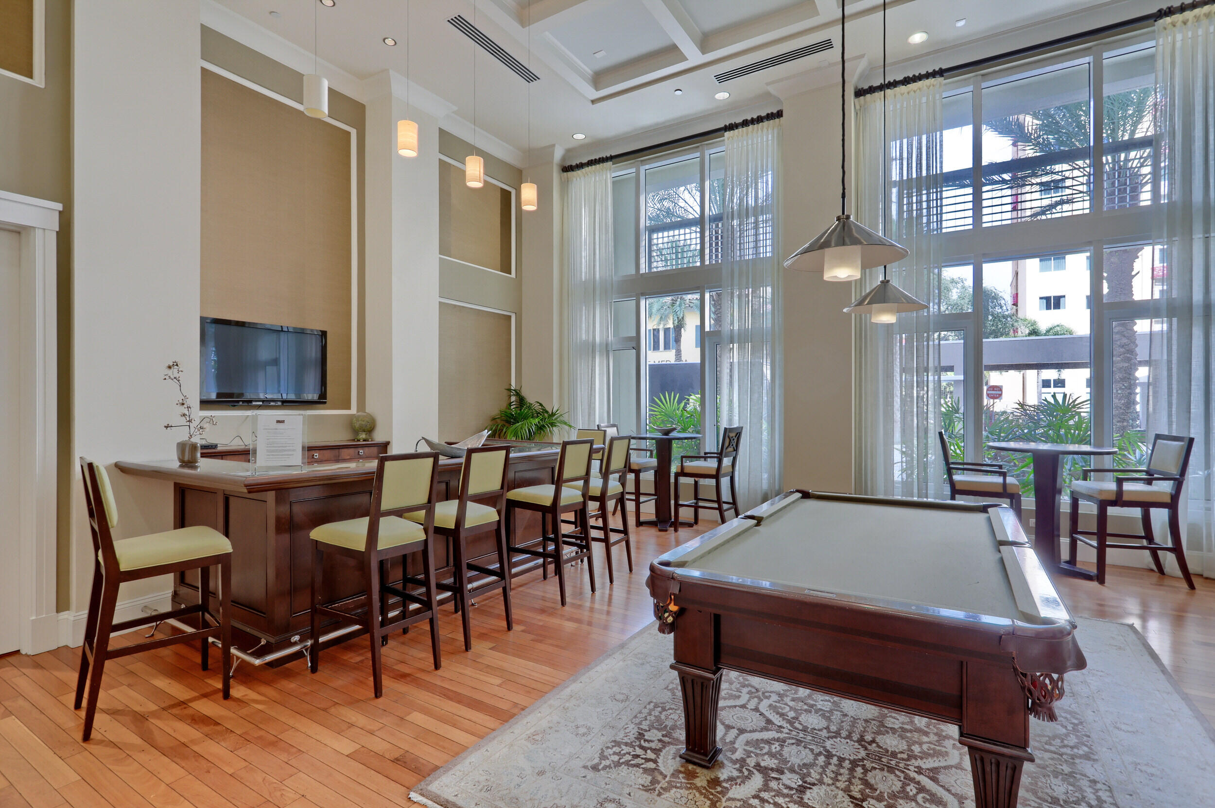 CITY PALMS CONDO - Residential Lease