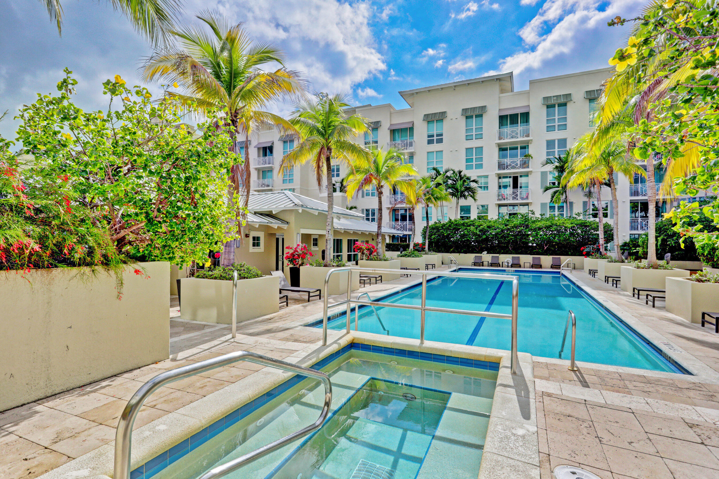 CITY PALMS CONDO - Residential Lease