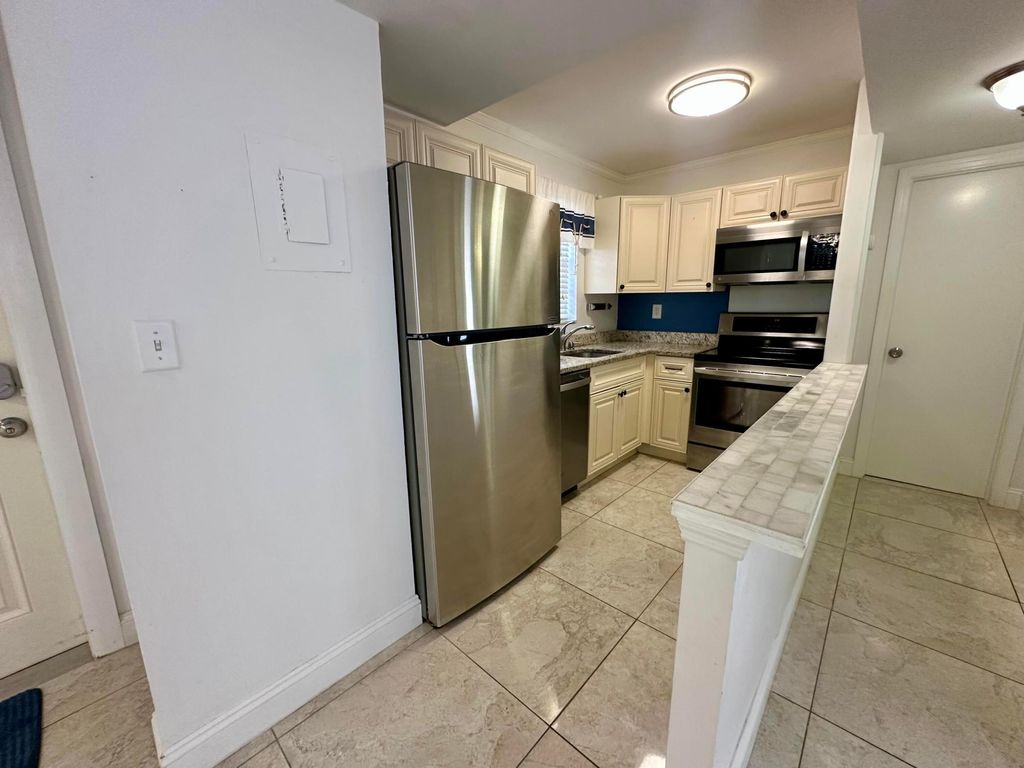 Photo of 1810 New Palm Way #417, Boynton Beach, FL 33435 (MLS # R11156377)