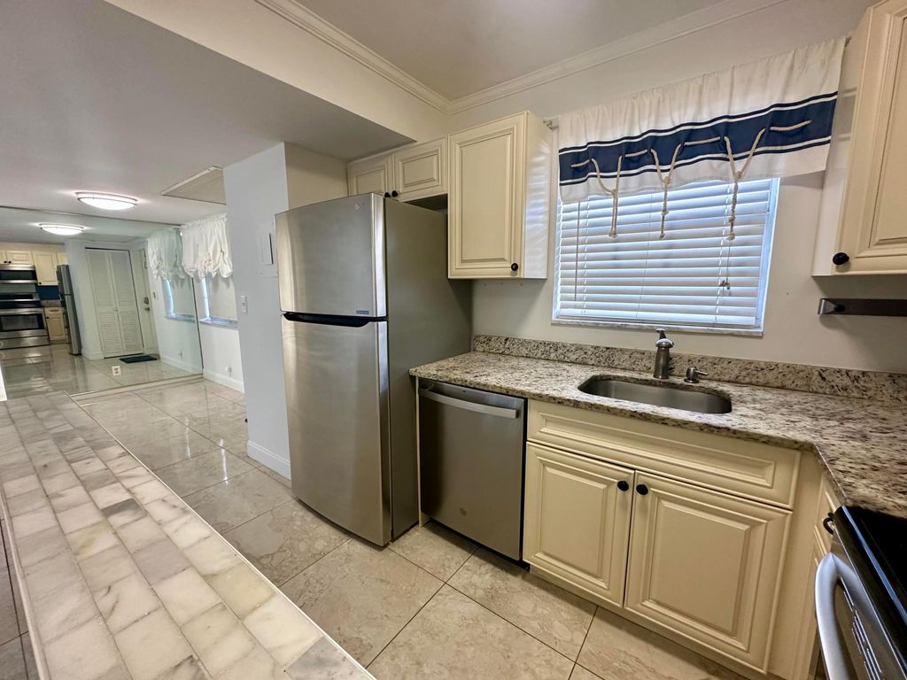 Photo of 1810 New Palm Way #417, Boynton Beach, FL 33435 (MLS # R11156377)