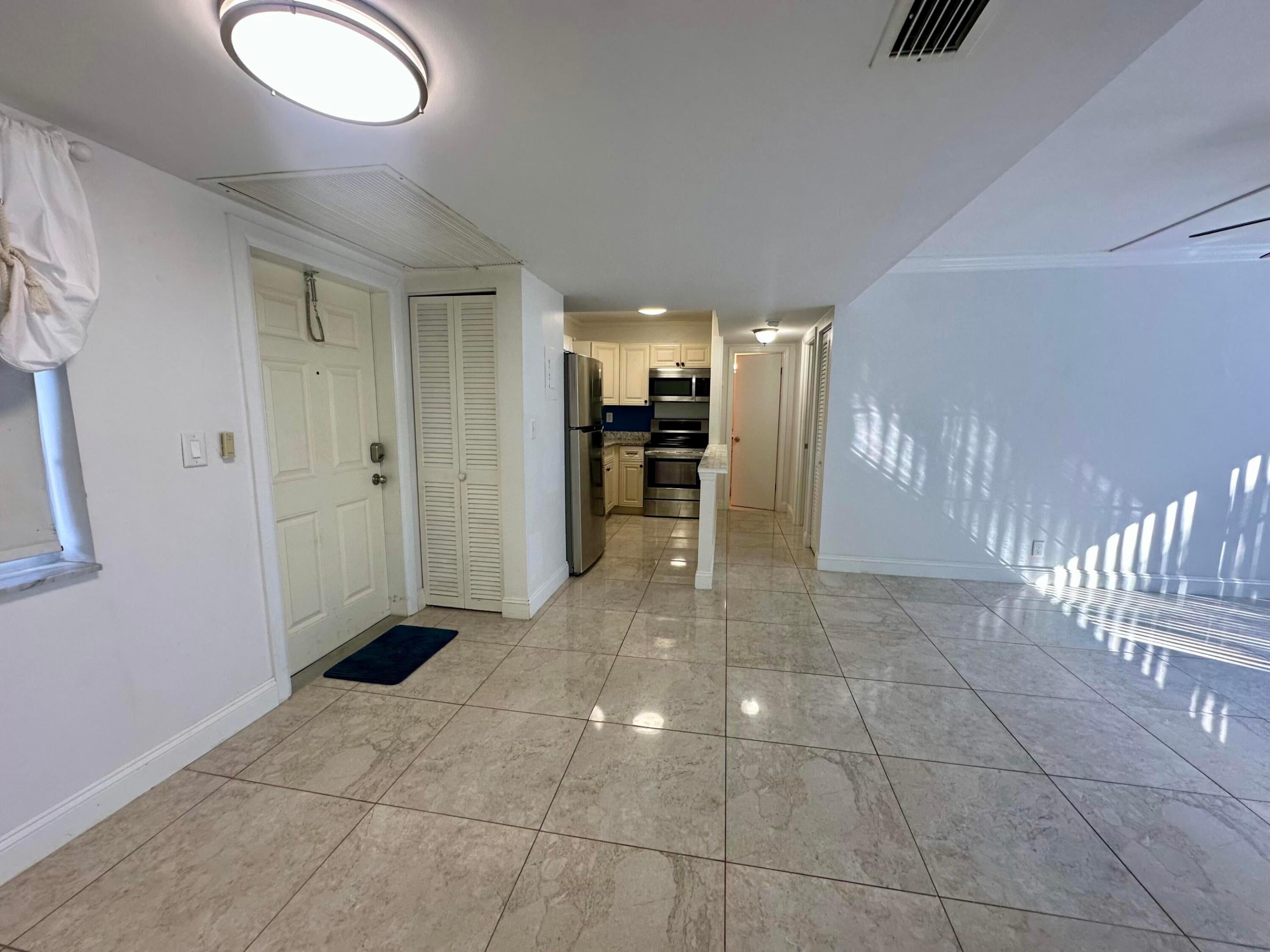1810 New Palm Way 417