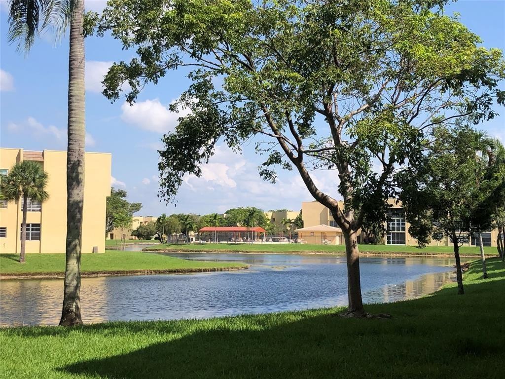 Bermuda Club - Residential