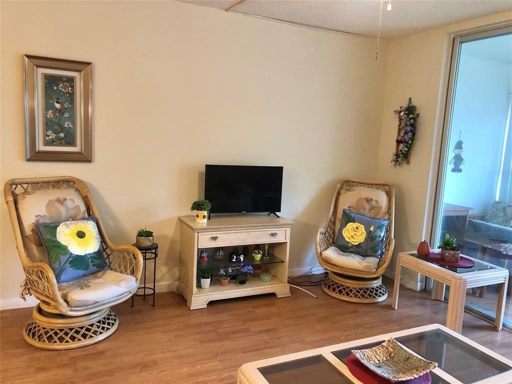 Bermuda Club - Residential