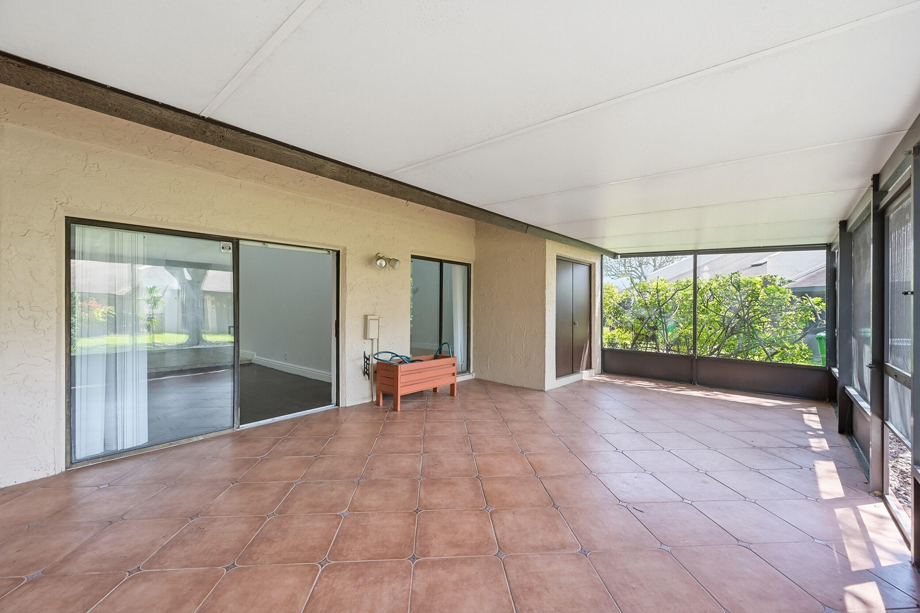 MAPLELEAF PATIO VILLAS AT - Residential