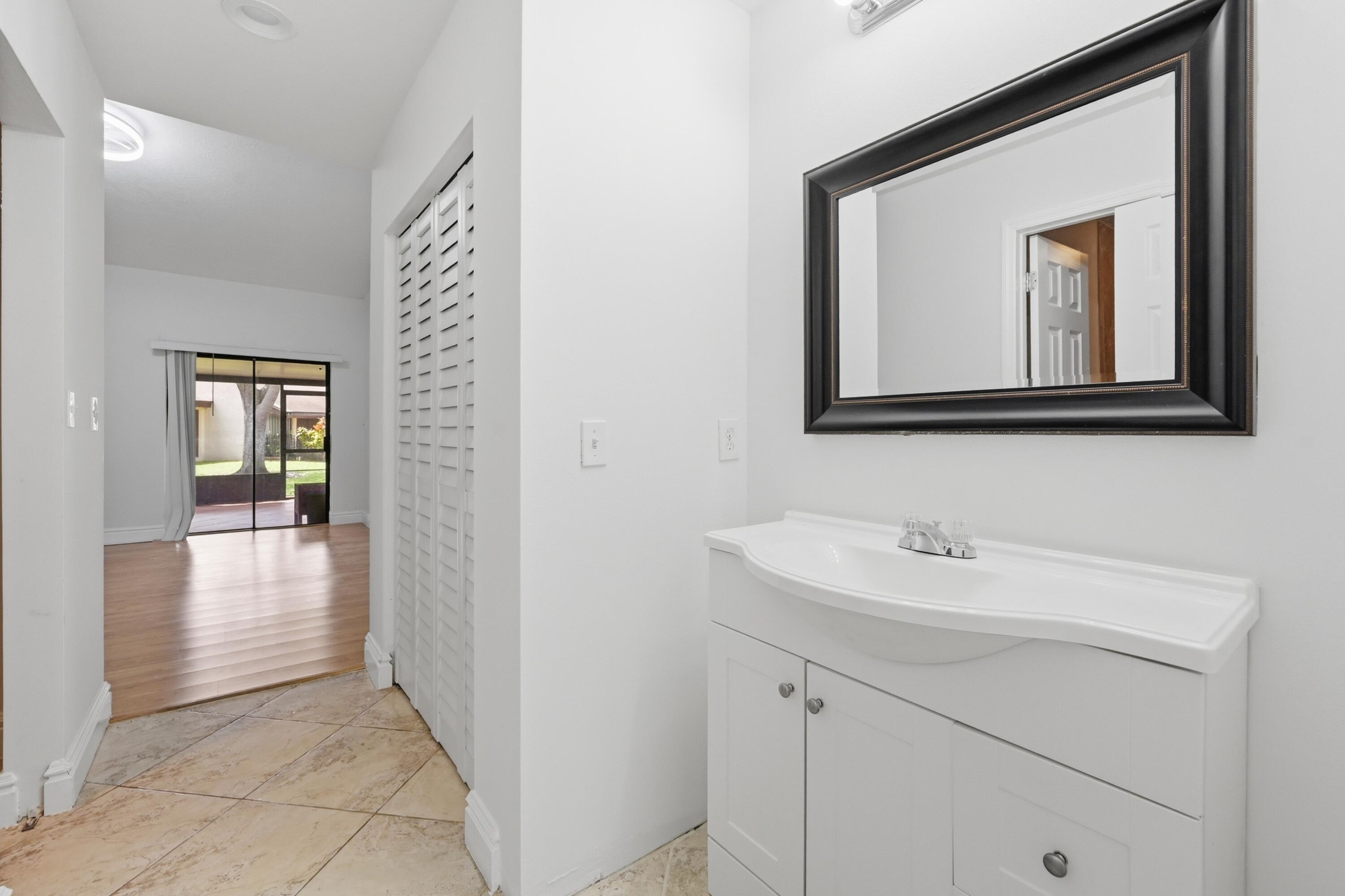 MAPLELEAF PATIO VILLAS AT - Residential