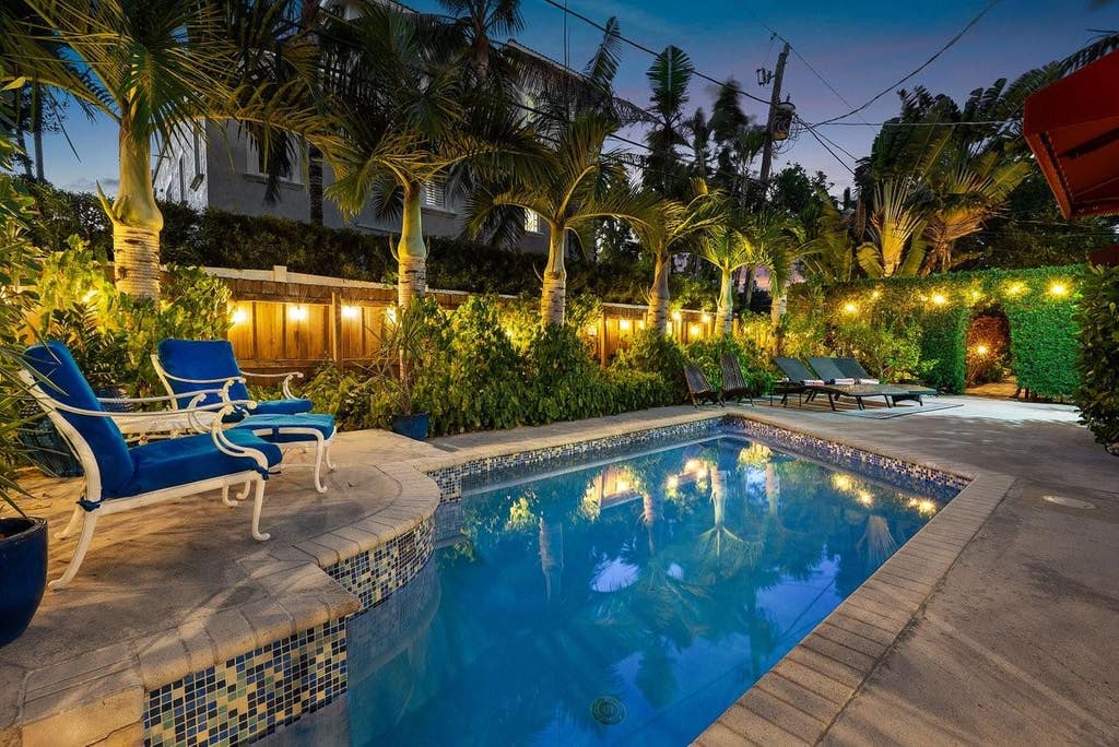 Photo of 615617 NE 9th Avenue, Fort Lauderdale, FL 33304 (MLS # B26042759)