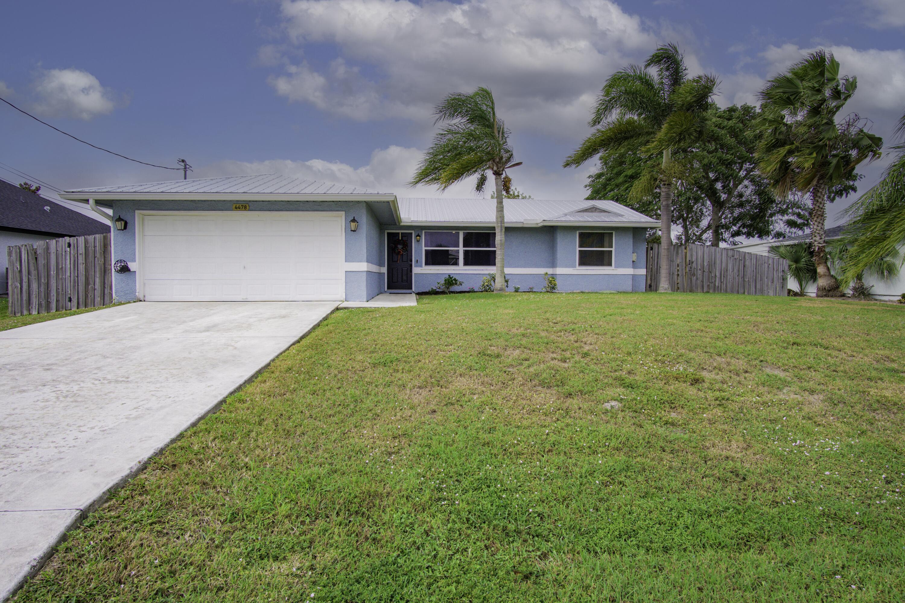PORT ST LUCIE SECTION 33 - Residential