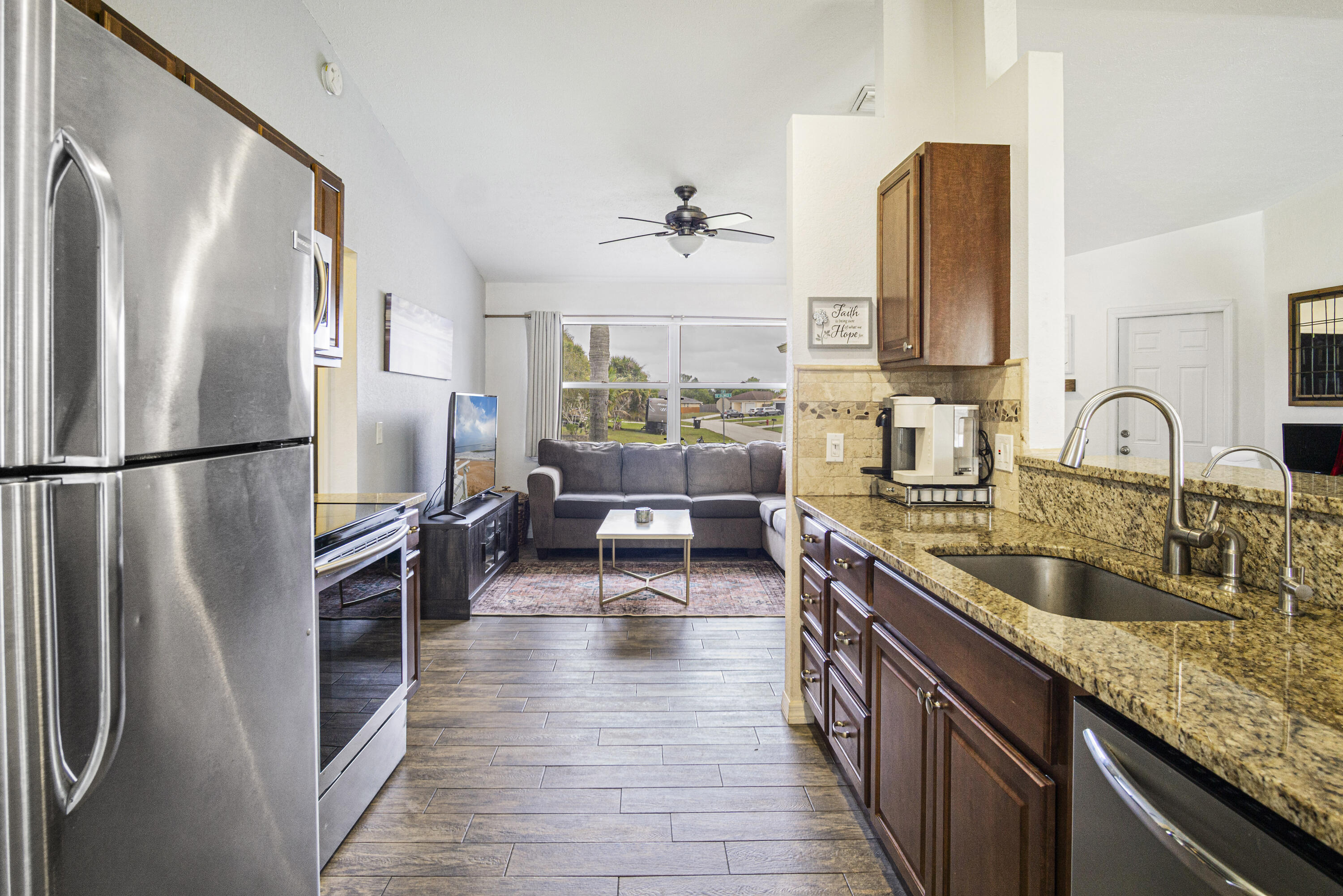 PORT ST LUCIE SECTION 33 - Residential