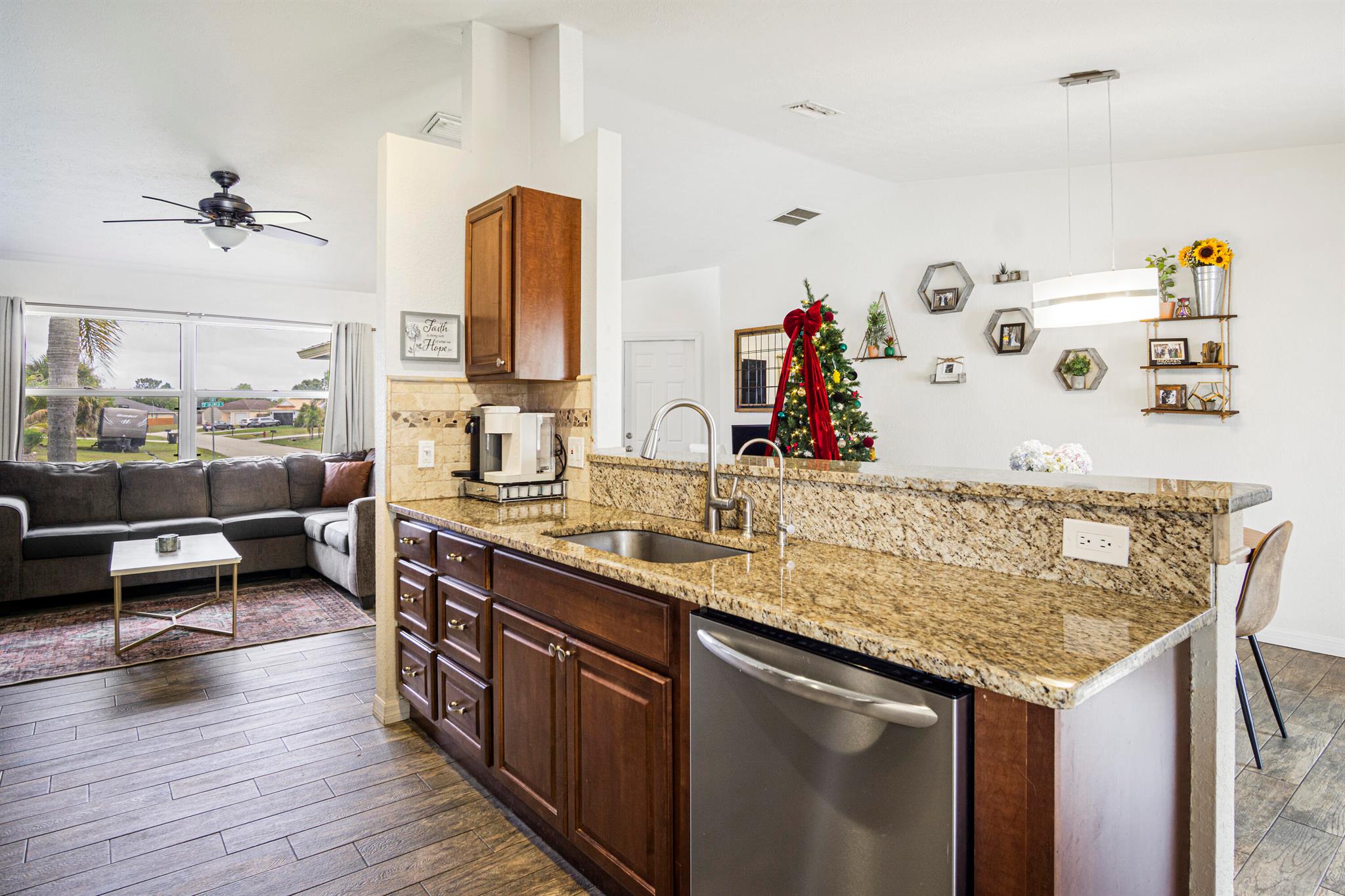 PORT ST LUCIE SECTION 33 - Residential