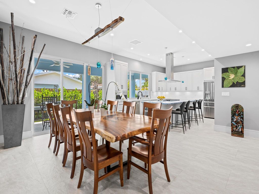 Photo of 2754 NE 31st Court, Lighthouse Point, FL 33064 (MLS # B26020430)