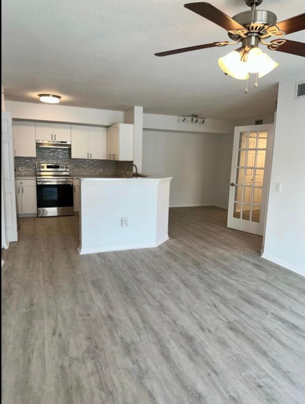 Photo of 205 Villa Circle, Boynton Beach, FL 33435 (MLS # R11004487)