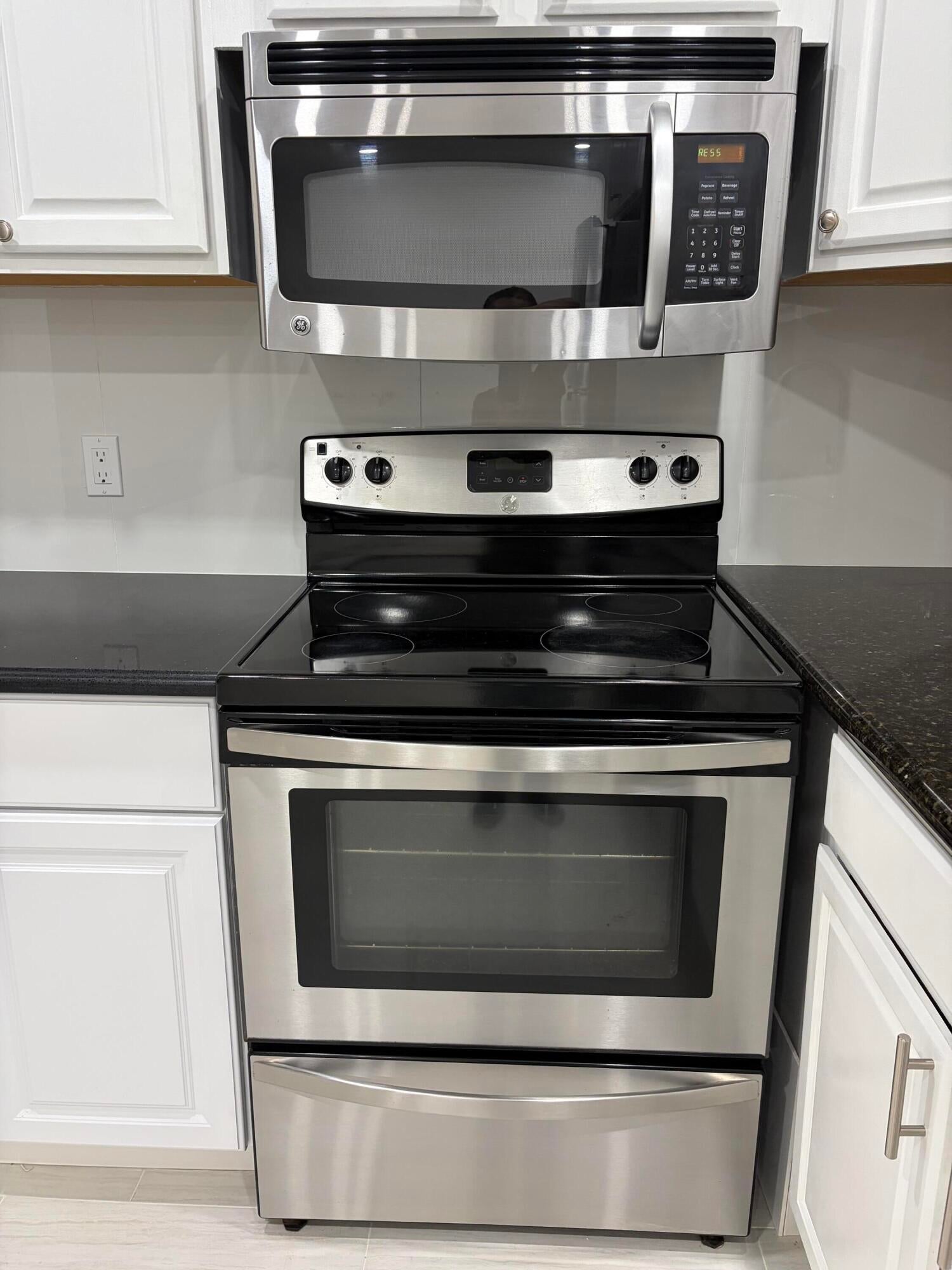 253 NEWPORT P 253