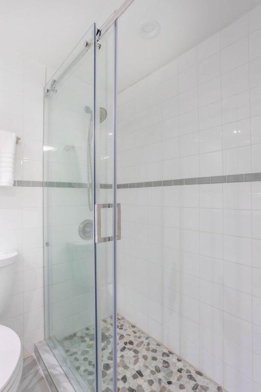 Royal Ambassador - Residential