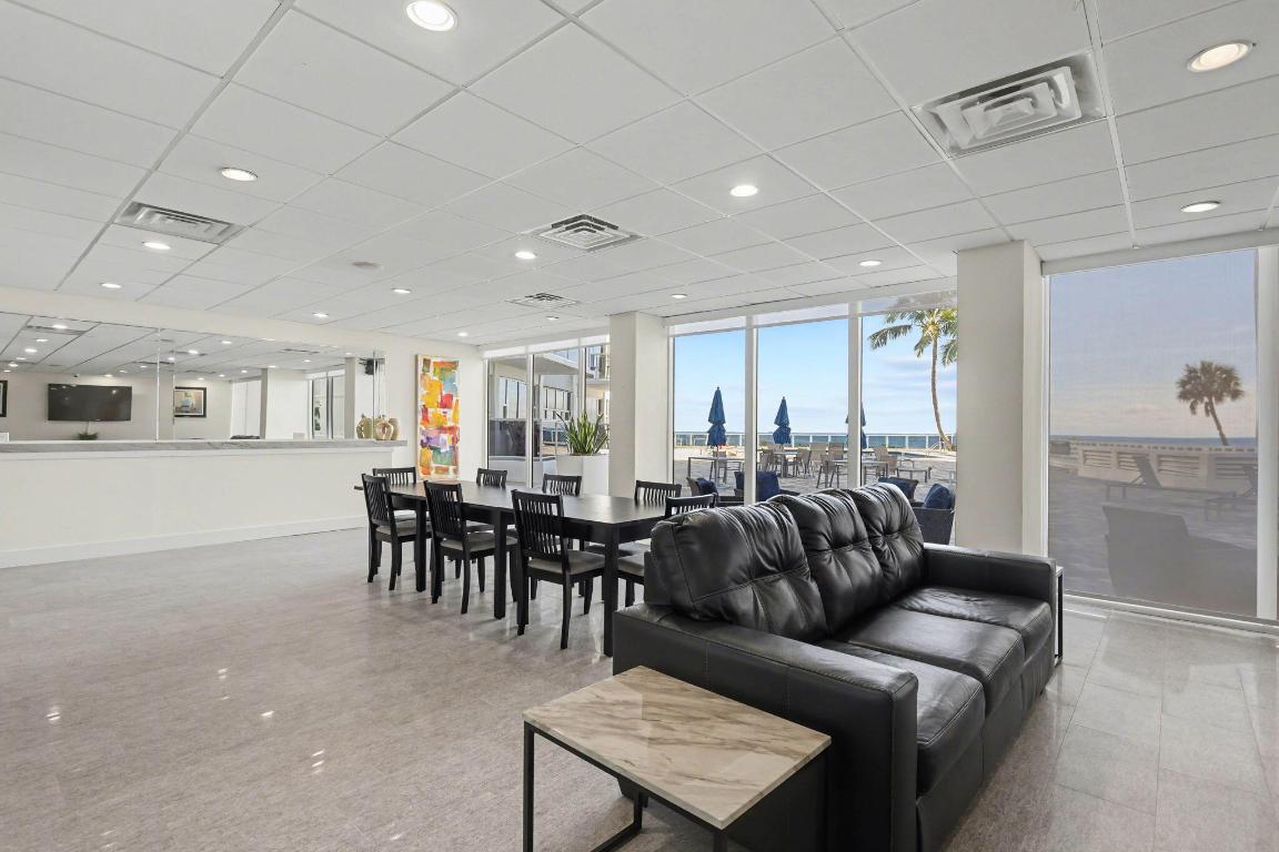 Royal Ambassador - Residential