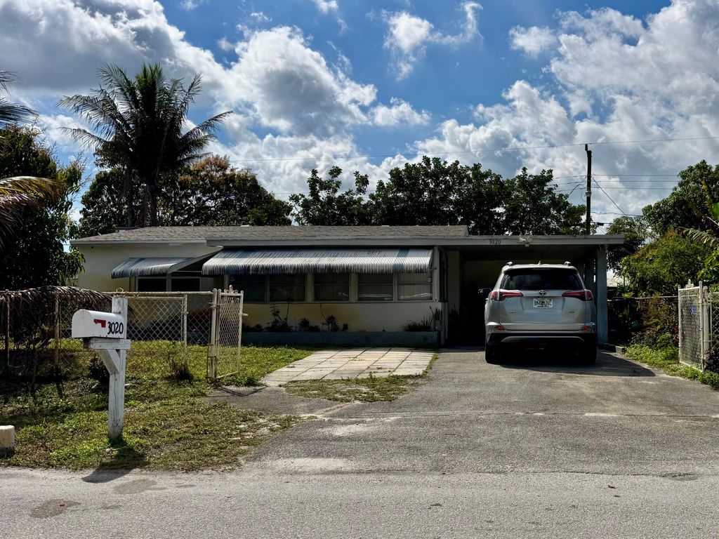 Photo of 3020 NW 17th Street, Fort Lauderdale, FL 33311 (MLS # R11165189)