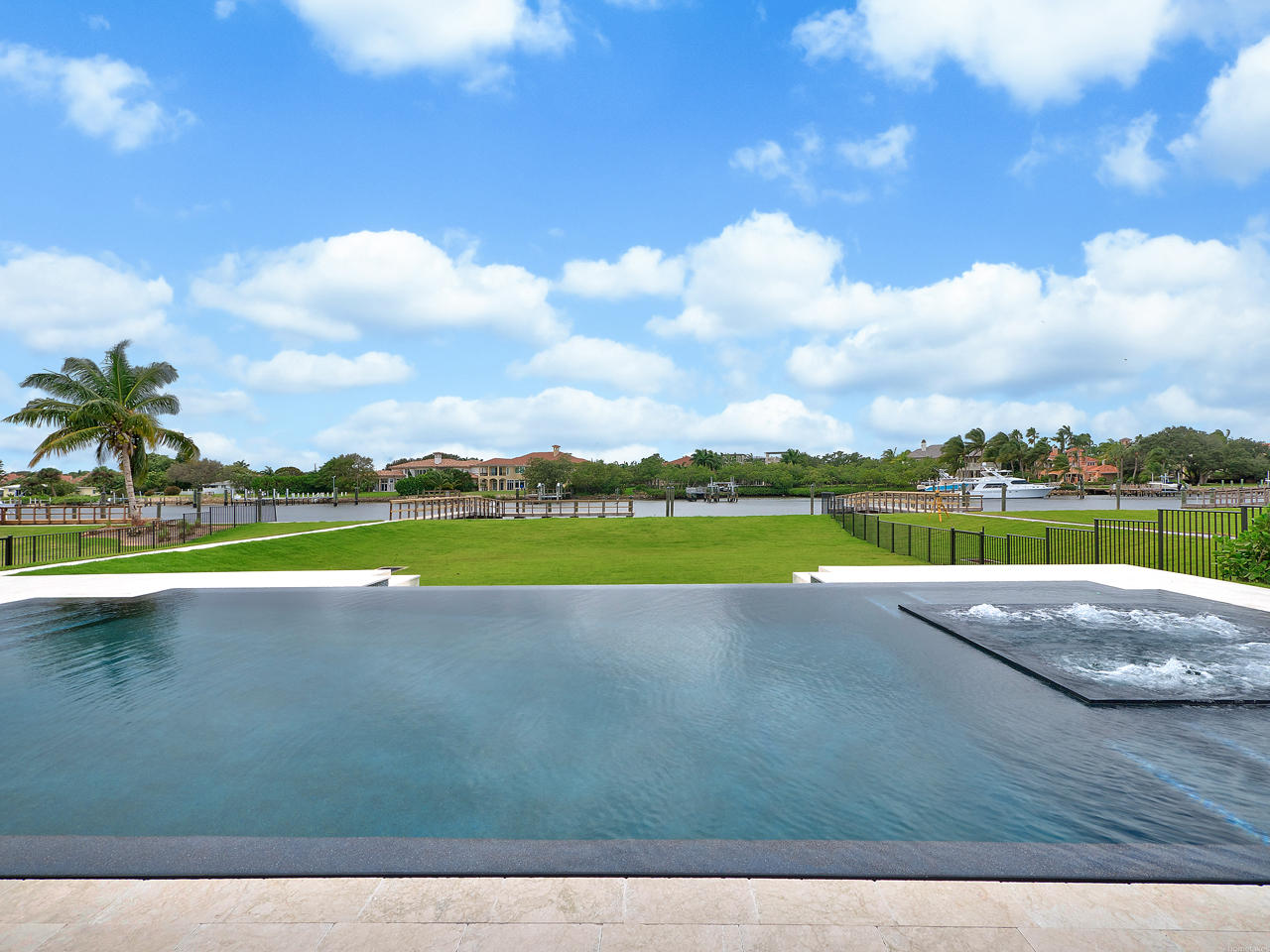 Frenchman's Harbor - Residential