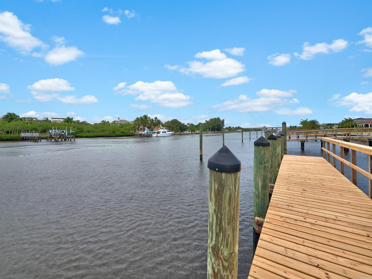 Frenchman's Harbor - Residential