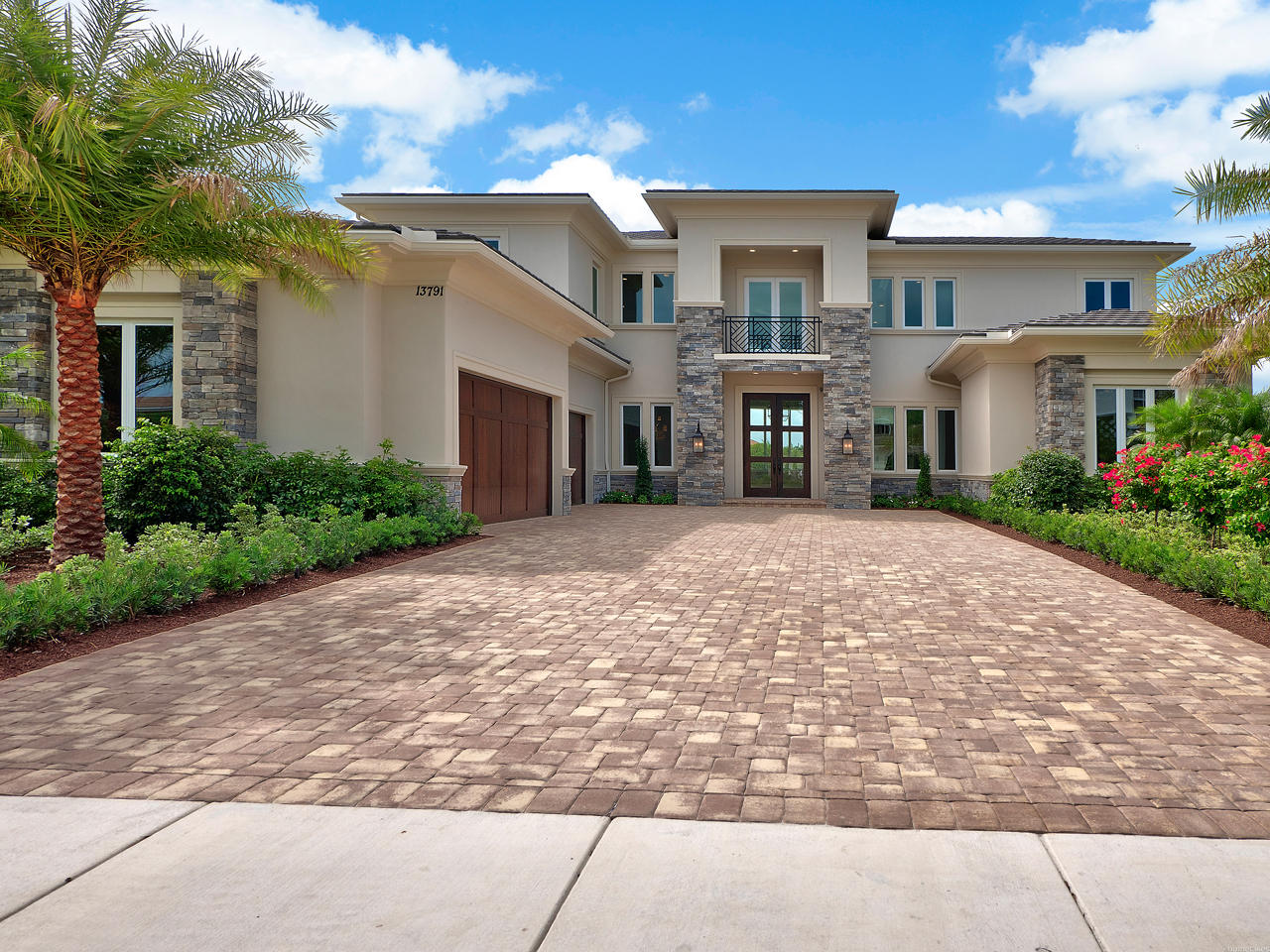 Frenchman's Harbor - Residential