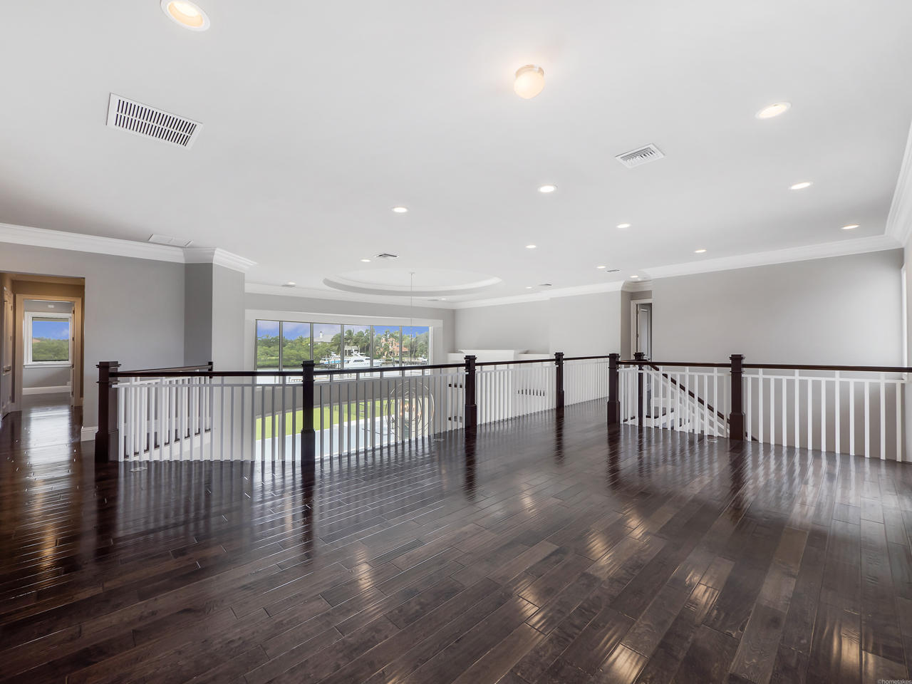 Frenchman's Harbor - Residential