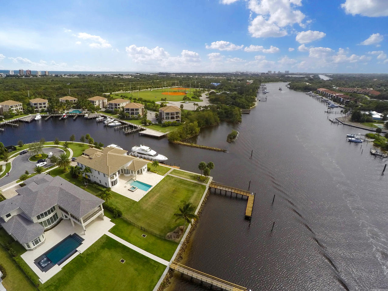 Frenchman's Harbor - Residential