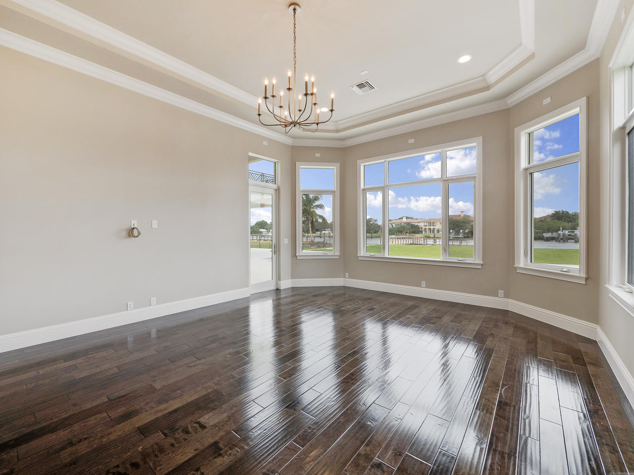 Frenchman's Harbor - Residential