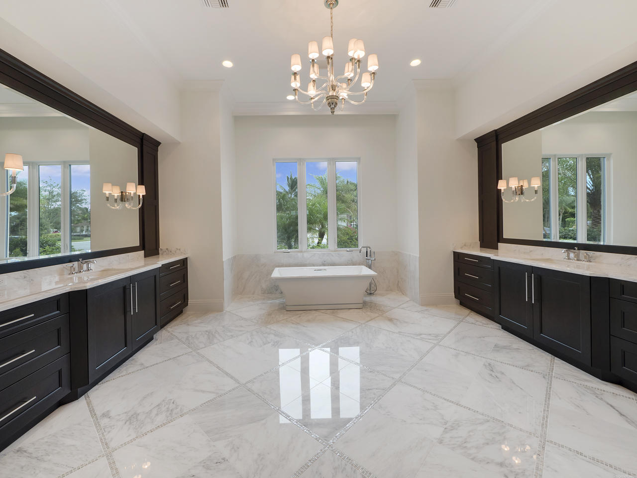 Frenchman's Harbor - Residential