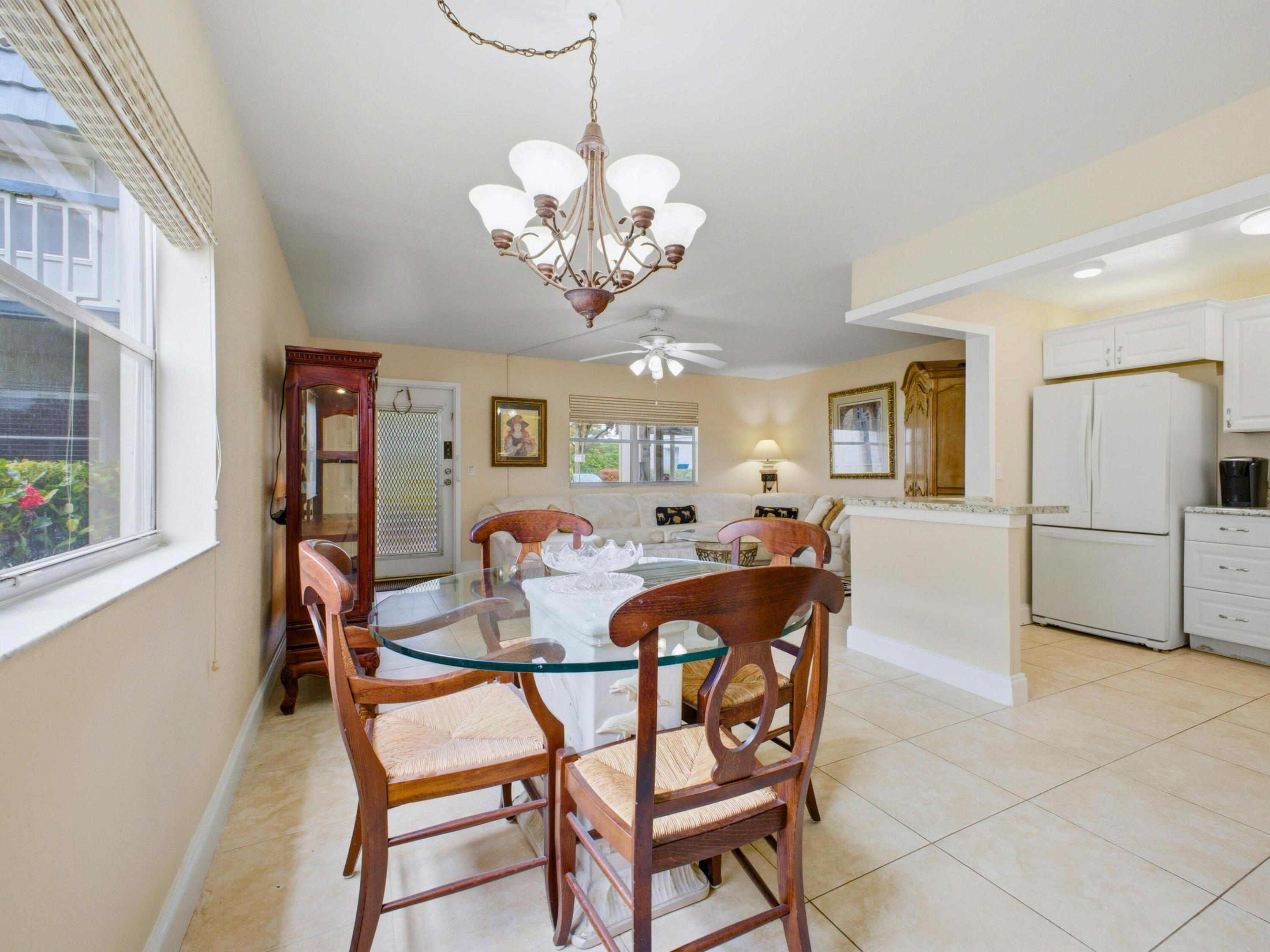 KINGS POINT TUSCANY CONDOS - Residential