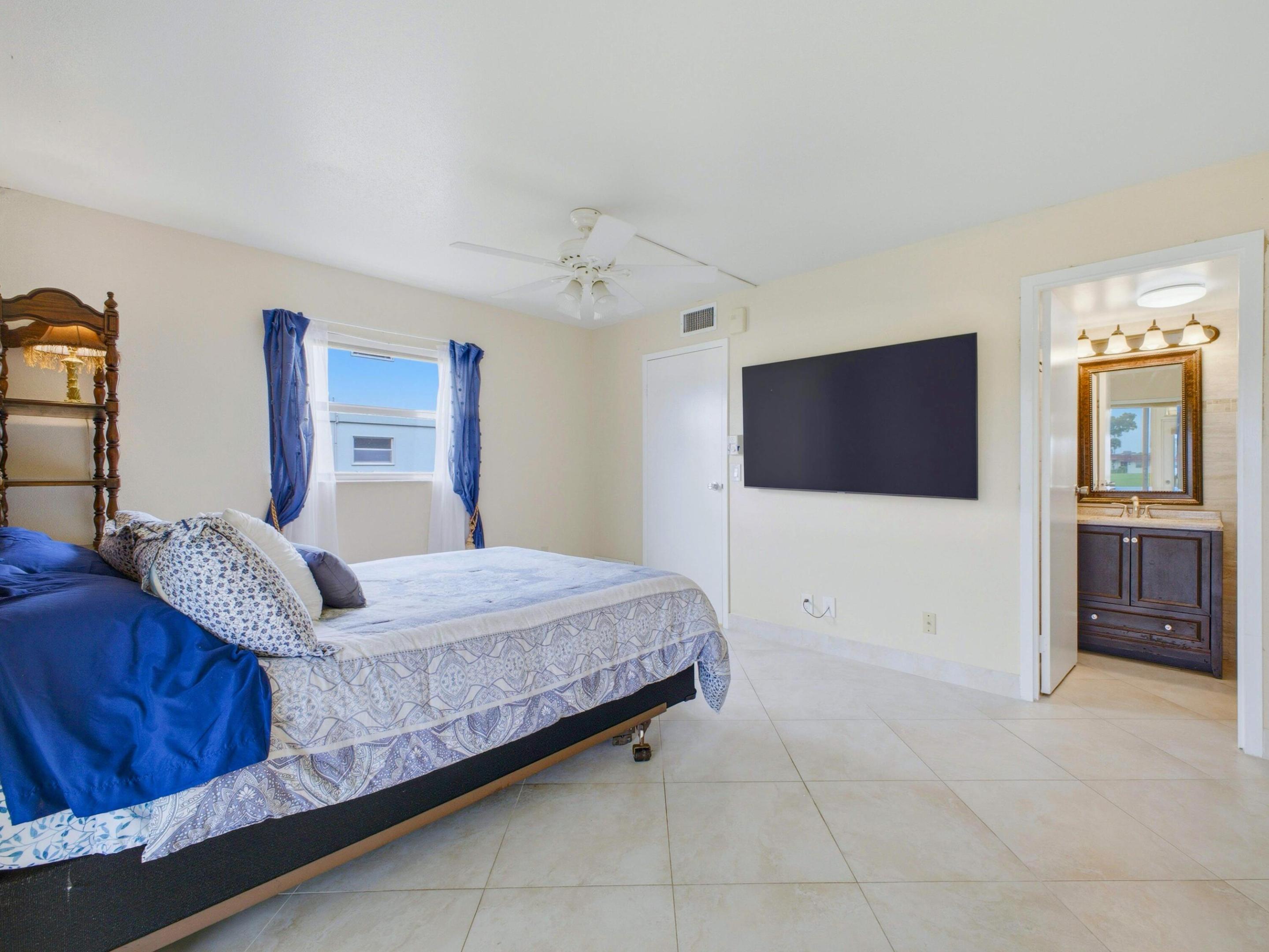KINGS POINT TUSCANY CONDOS - Residential