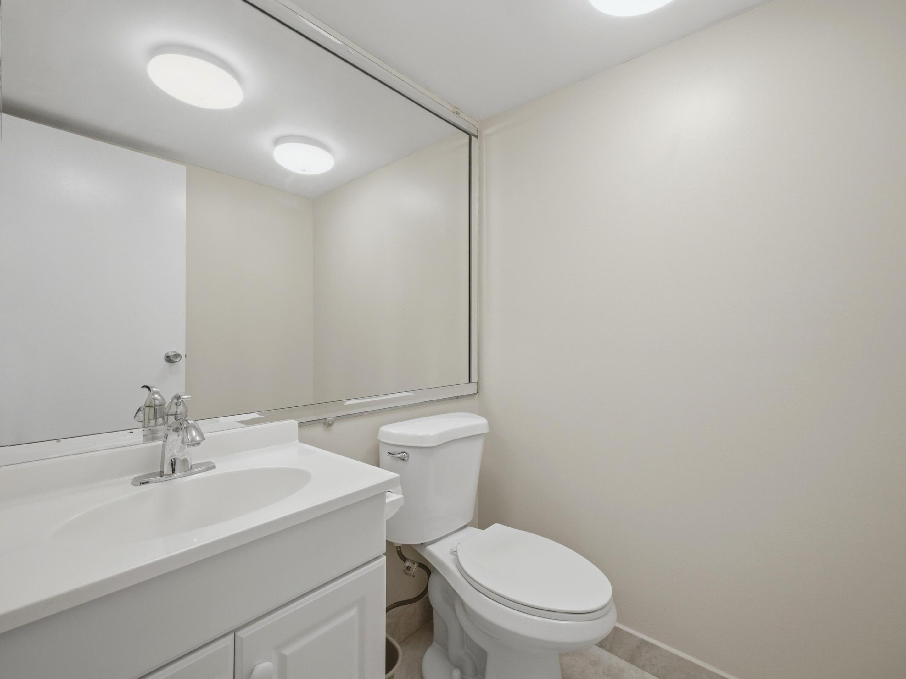 KINGS POINT TUSCANY CONDOS - Residential