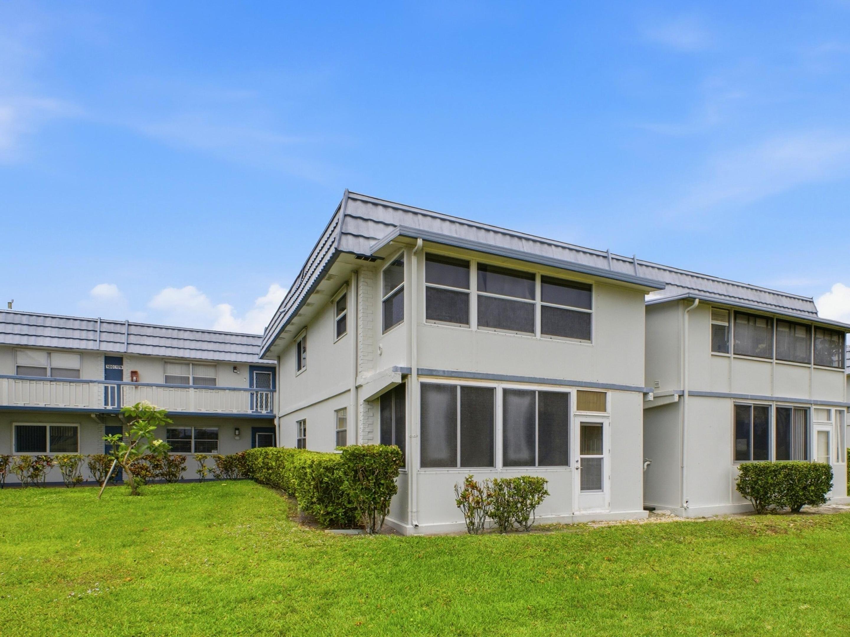 KINGS POINT TUSCANY CONDOS - Residential