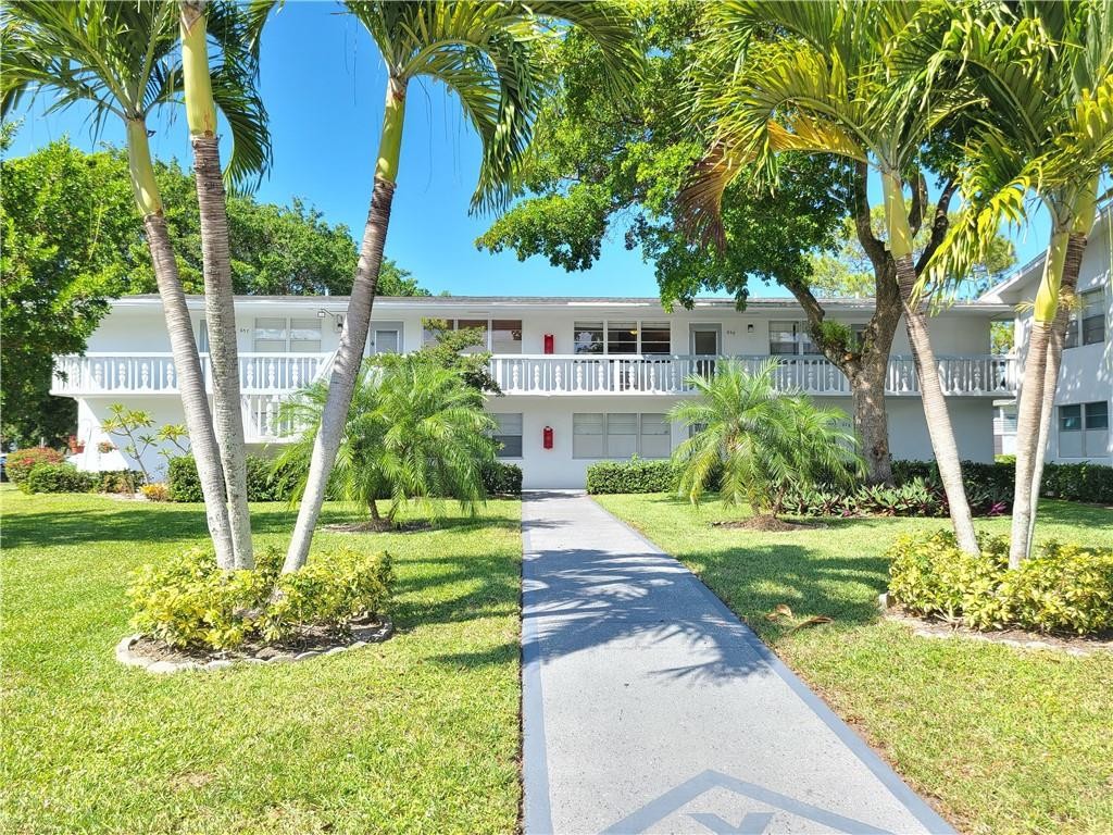 CENTURY VILLAGE EAST - Residential