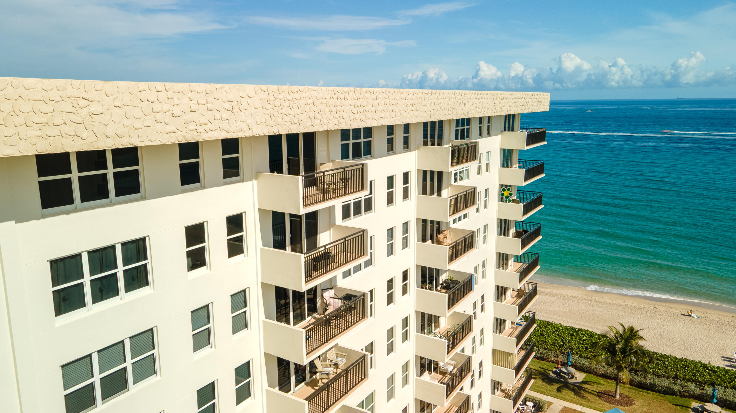 OPAL TOWERS CONDO - Residential