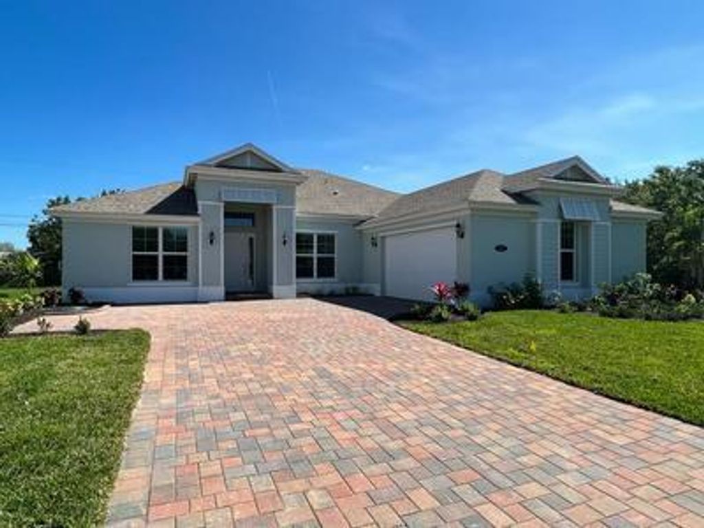 Photo of 313 SW Kestor Drive, Port Saint Lucie, FL 34953 (MLS # R11027036)