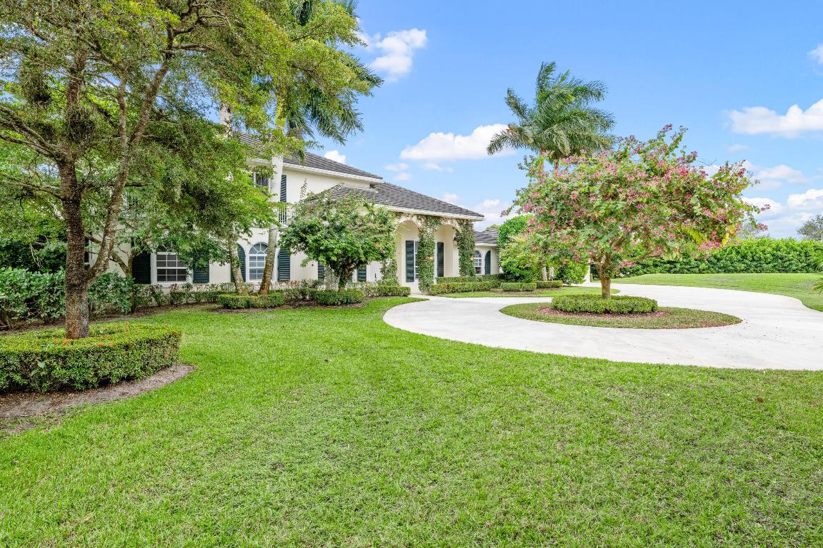 SADDLE CLUB OF WELLINGTON - Residential