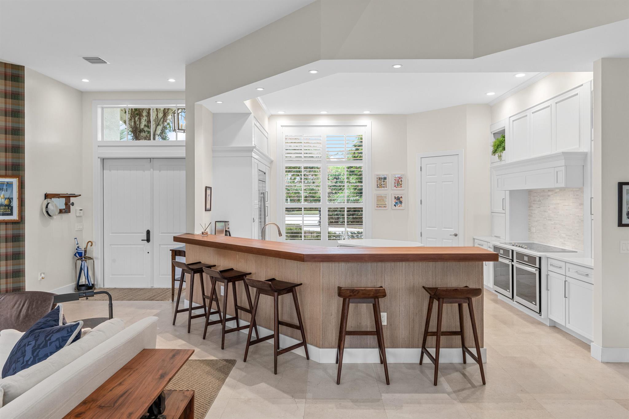 SADDLE CLUB OF WELLINGTON - Residential