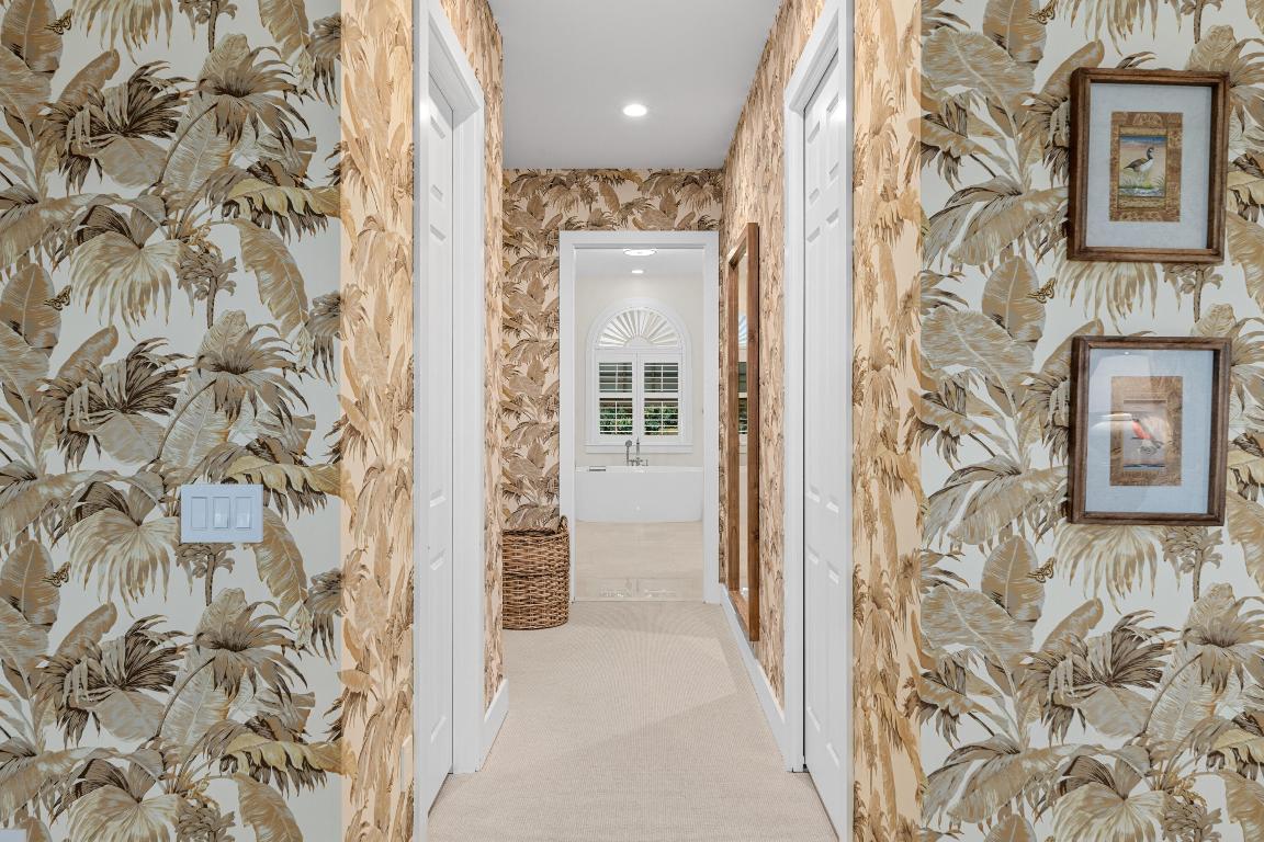 SADDLE CLUB OF WELLINGTON - Residential