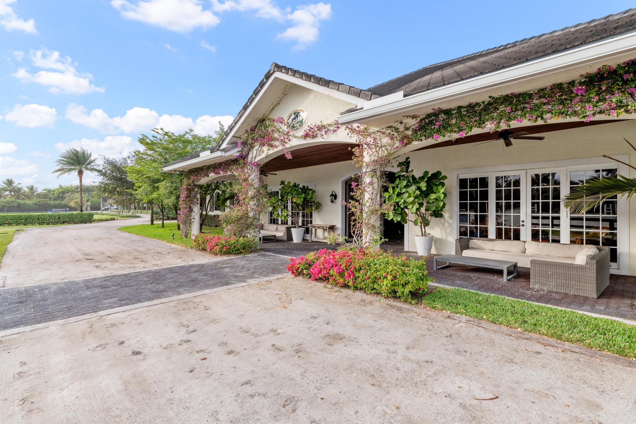 SADDLE CLUB OF WELLINGTON - Residential