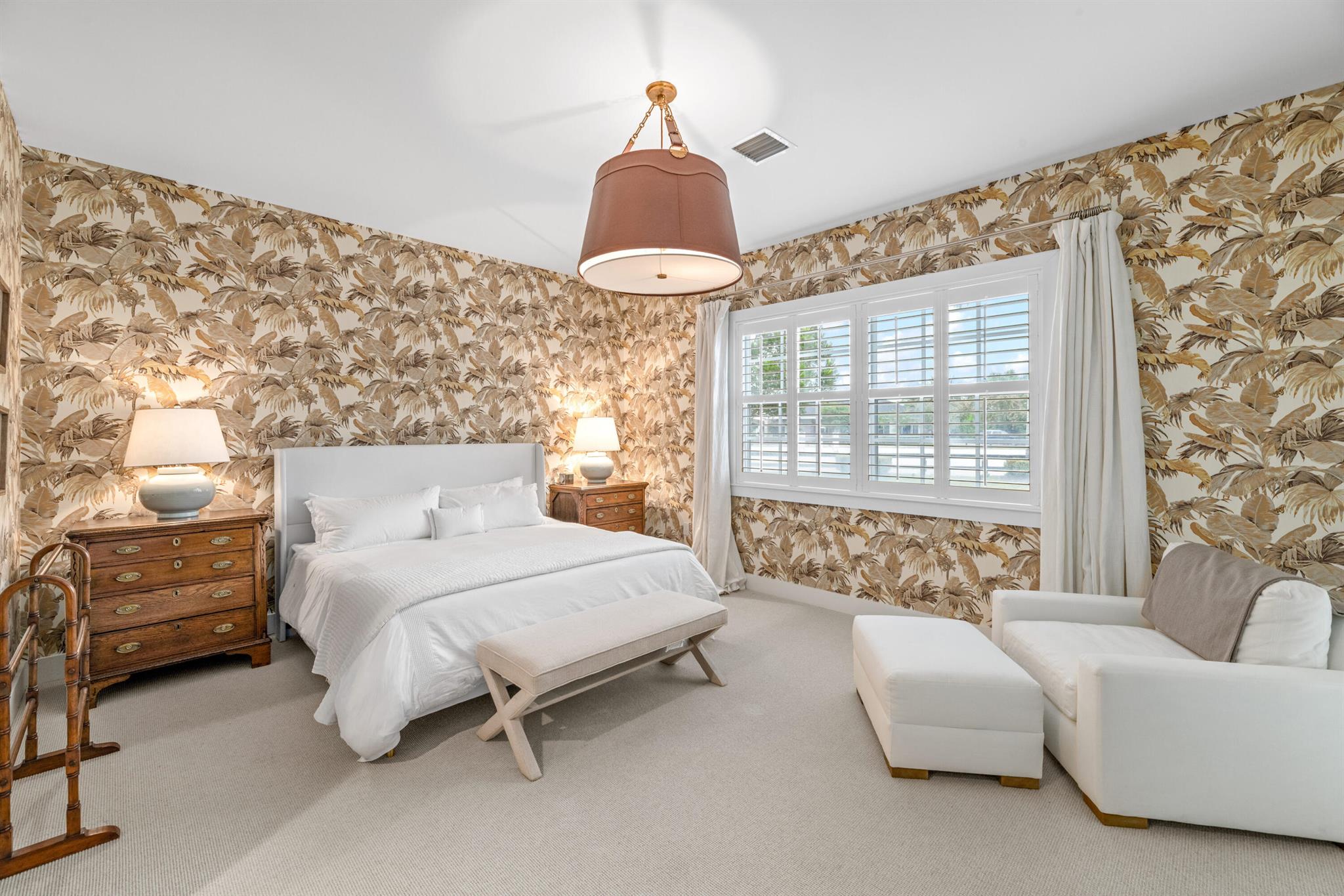 SADDLE CLUB OF WELLINGTON - Residential