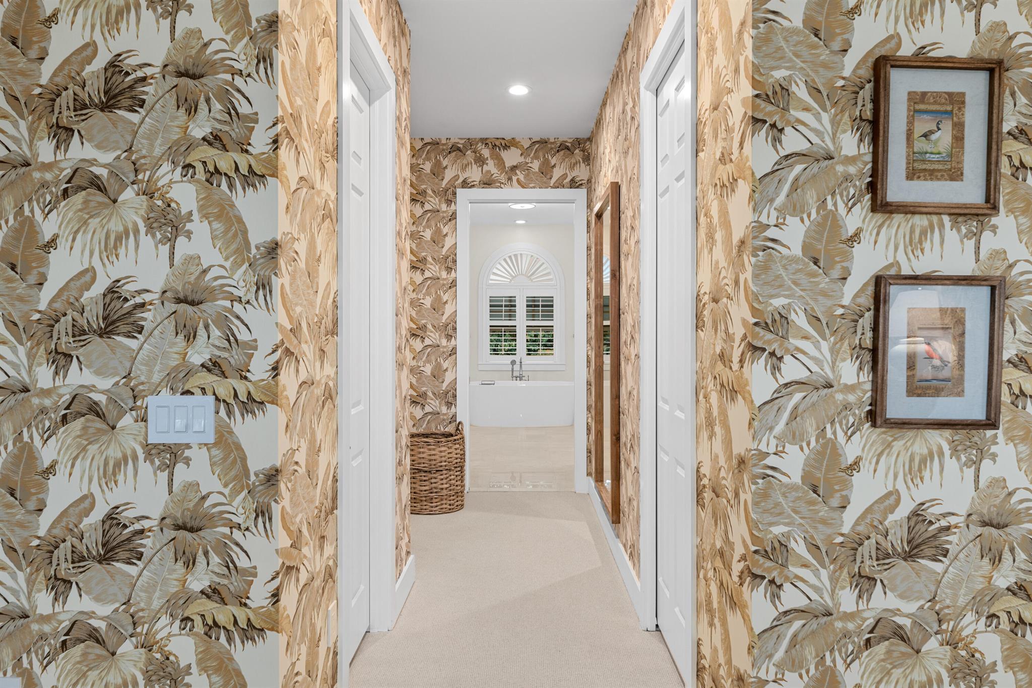 SADDLE CLUB OF WELLINGTON - Residential