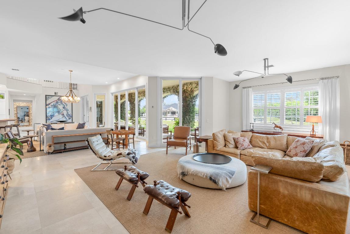 SADDLE CLUB OF WELLINGTON - Residential