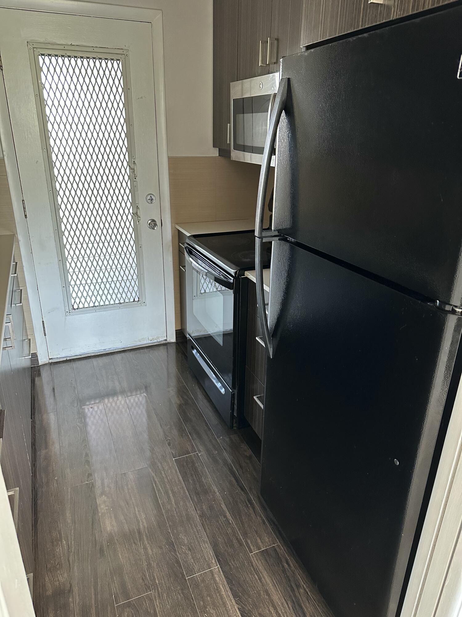 1480 E Sample Road 207