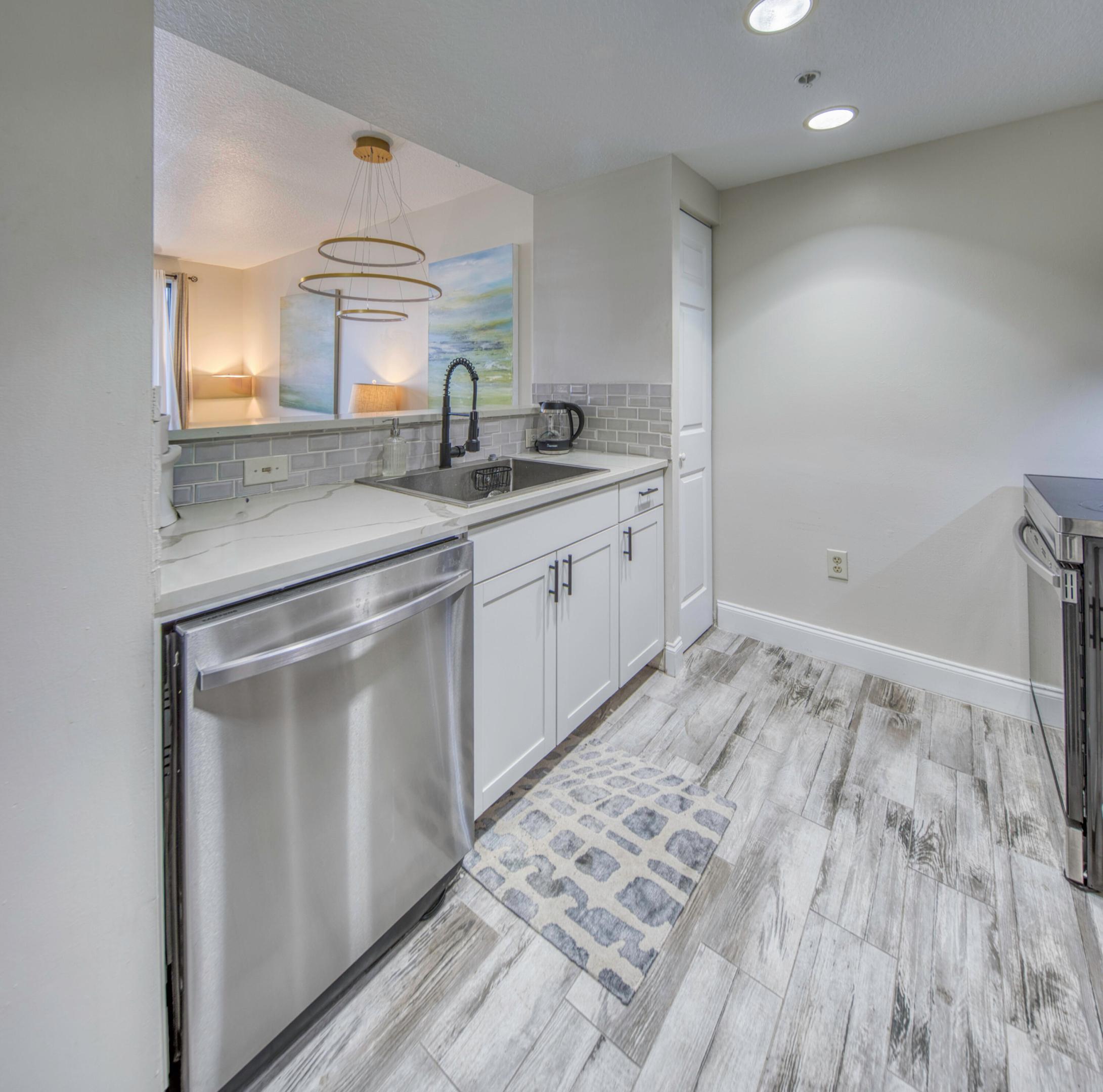 LUCERNE CONDO - Residential Lease