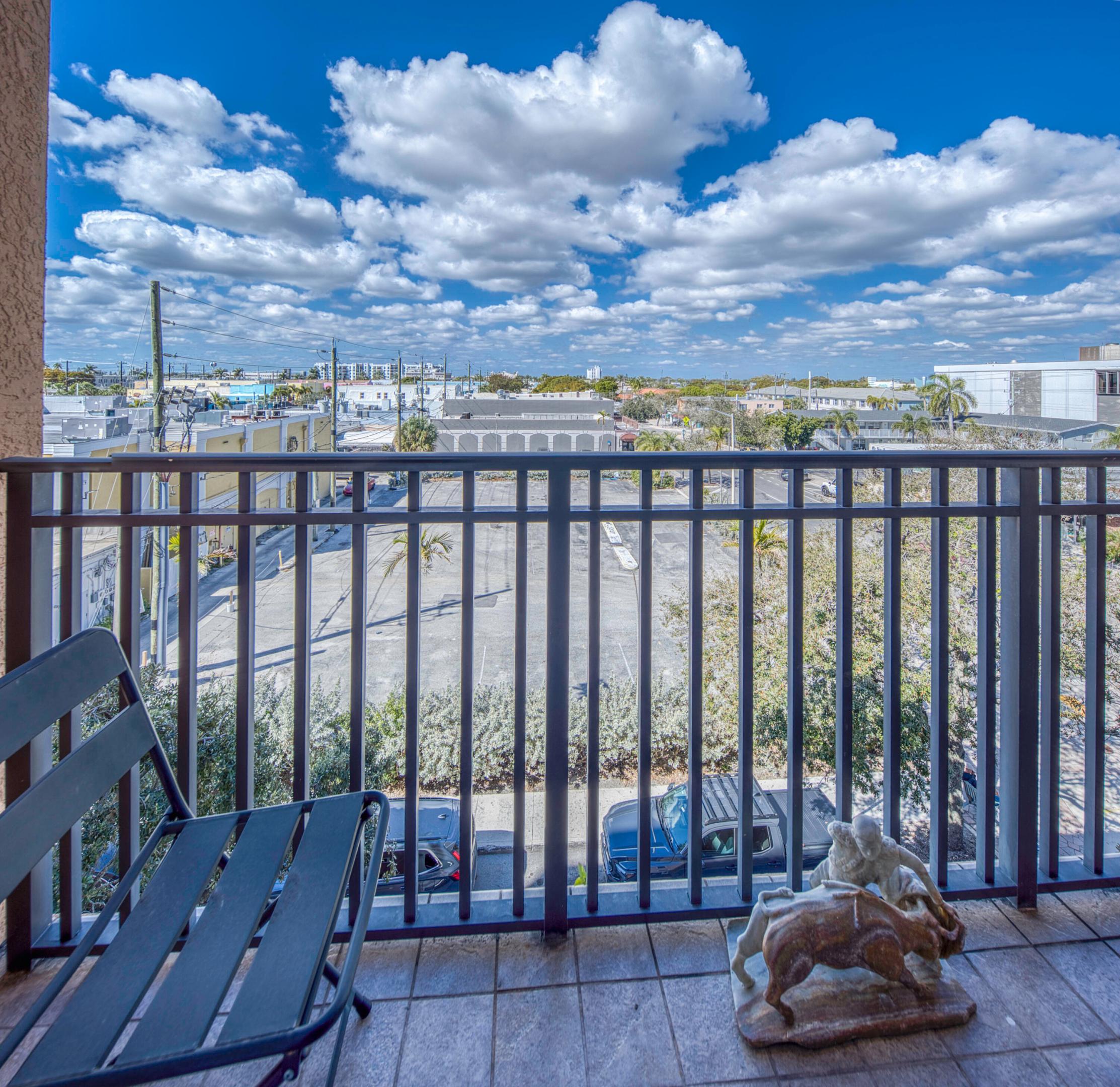 LUCERNE CONDO - Residential Lease