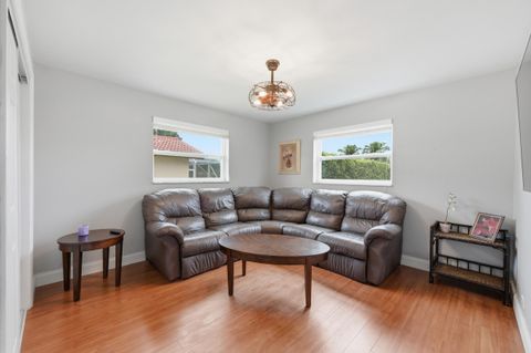 Tiny photo for 8386 Shadow Wood Boulevard, Coral Springs, FL 33071 (MLS # B26036754)