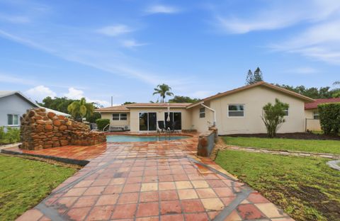 Tiny photo for 8386 Shadow Wood Boulevard, Coral Springs, FL 33071 (MLS # B26036754)