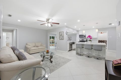 Tiny photo for 8386 Shadow Wood Boulevard, Coral Springs, FL 33071 (MLS # B26036754)